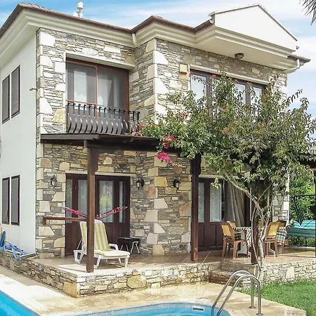 Sleeps 6 Air Con Wifi Villa Dalyan