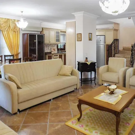 Villa Sleeps 6 Air Con Wifi Dalyan